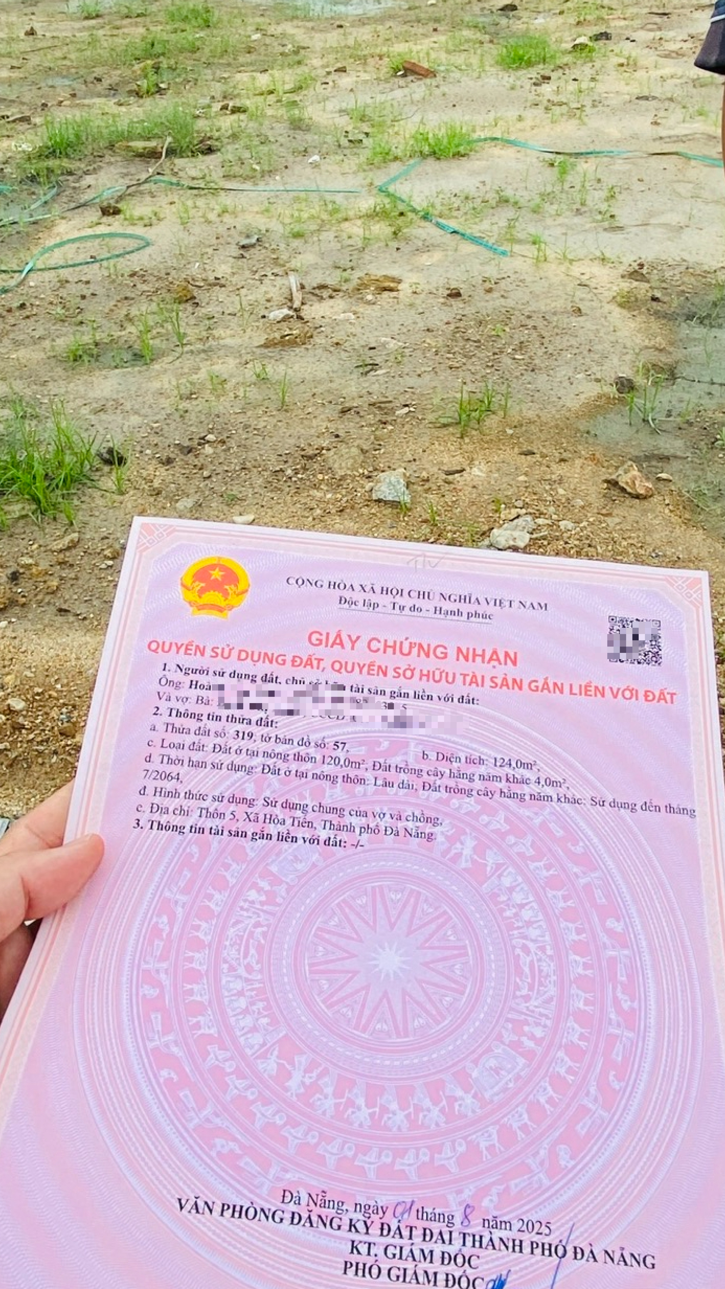 在岘港将一块土地分割成75块出售